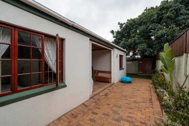 3 Bedroom Property for Sale in Rondebosch Western Cape